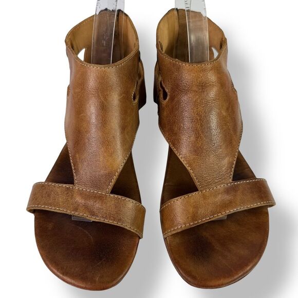 Bed Stu Soto Brown Tan Rustic Leather Sandal Flat Studded Distressed Gladiator 9 - Picture 8 of 14